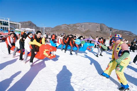 西安至铜川冰雪旅游直通车首发凤凰网陕西 凤凰网