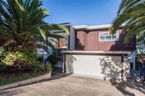 20 College Road Saint Johns Auckland City Houses For Sale Oneroof