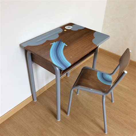 Renover un bureau écolier relooké DIY Clem ATC