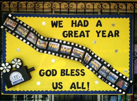 Pin By Kristy Jahn On Classroom Graduation Bulletin Board Summer Bulletin Boards Movie