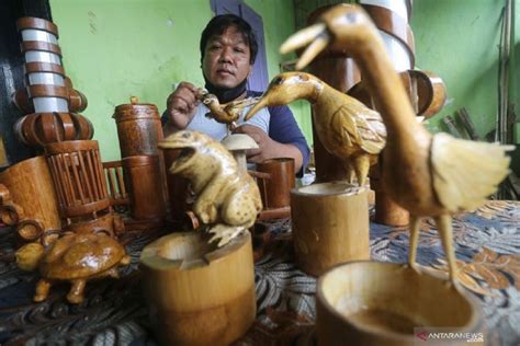 Dulu Tak Dilirik Kini Akar Bambu Kediri Jadi Kerajinan Bernilai