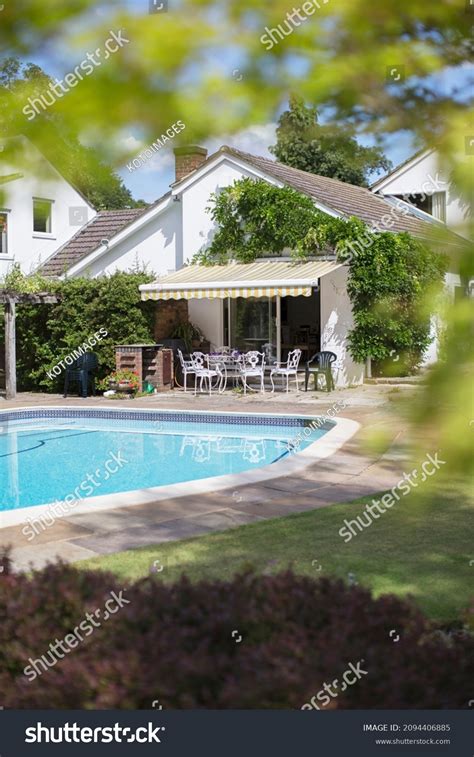 Swimming Pool Backyard House Stock Photo 2094406885 | Shutterstock