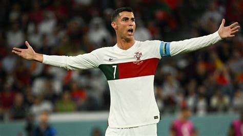 Portugal Benched Cristiano Ronaldo For World Cup Knockout Game Yardbarker