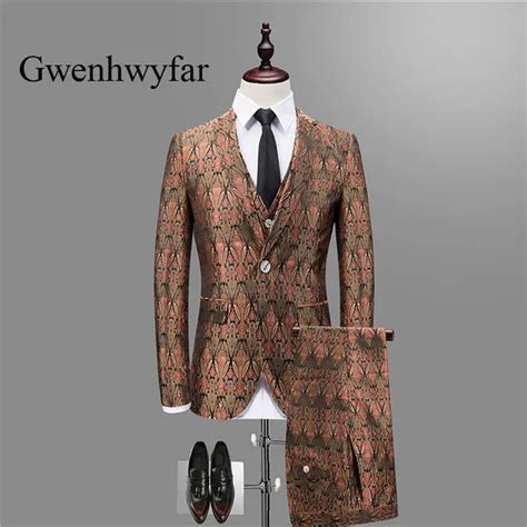 Gwenhwyfar 2018 New Embroidery Gold Men Tuxedos Luxury Wedding Men