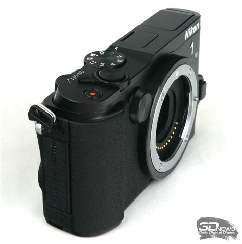 Обзор «беззеркалки» Nikon 1 V3: приобрел или растерял? / Фото и видео
