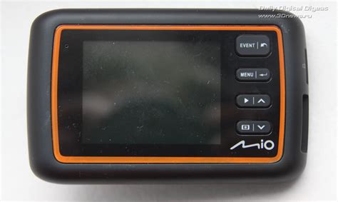 Видеорегистратор Mio MiVue 238: лови момент / Цифровой автомобиль