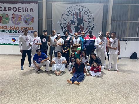 Samambaia Projeto De Capoeira Promove Batizado E Troca De Cordas No