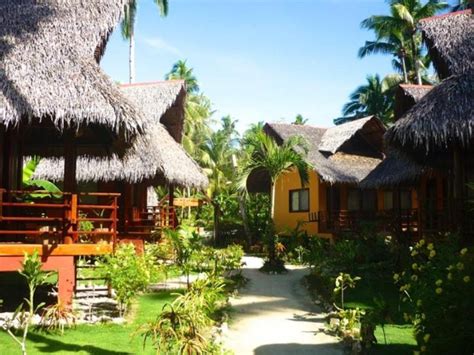 SIARGAO RESORTS AND HOTELS | The Happy Trip