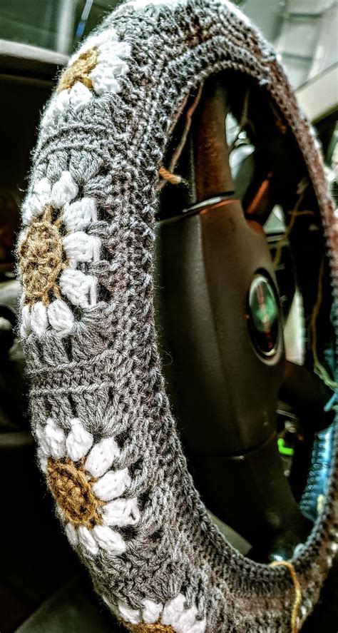 Free Pattern Driving Me Daisy Steering Wheel Cover Knithacker