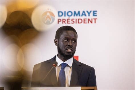 Sénégal Emmanuel Macron Félicite Bassirou Diomaye Faye Et Se