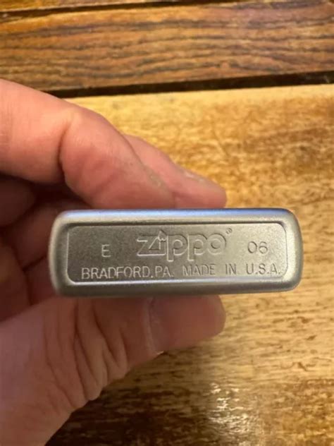 ZIPPO 2006 USS POGY SS 266 Oil Lighter Used $155.38 - PicClick AU