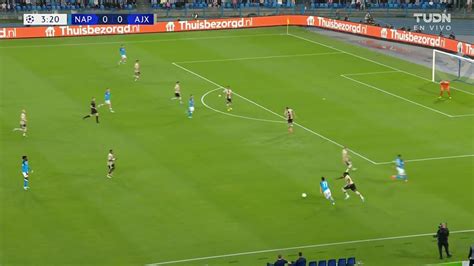 Gol Anota Para Napoli Hirving Lozano Deportes Uefa Champions