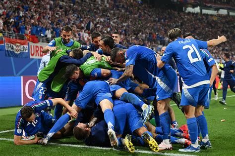 Italy Scores Last Second Goal Vs Croatia To Advance To Knockout Round