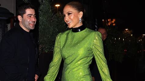 Jennifer Lopez Revives The Naked Shoe Trend With A Glistening Green Sequin Dress Marie Claire