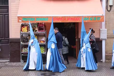 Una visión antropológica de la Semana Santa en Sevilla poliédrica y