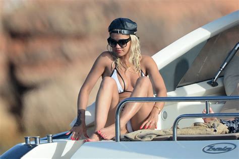 Naked Rita Ora Added 07192016 By Lionheart