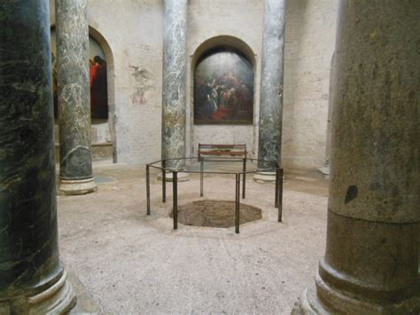 SeÑor Del Biombo El Baptisterio Paleocristiano De Aix En Provence