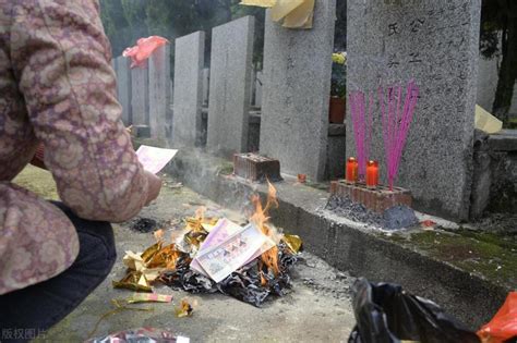 上坟扫墓需要注意什么？哪些人不宜上坟？上坟讲究大全（请收好）腾讯新闻