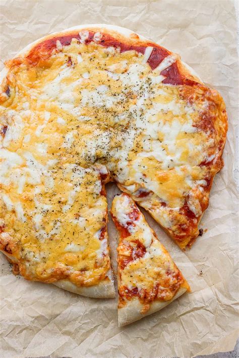 How to Make Pizza Dough {Easy Vegan Recipe} | FeelGoodFoodie