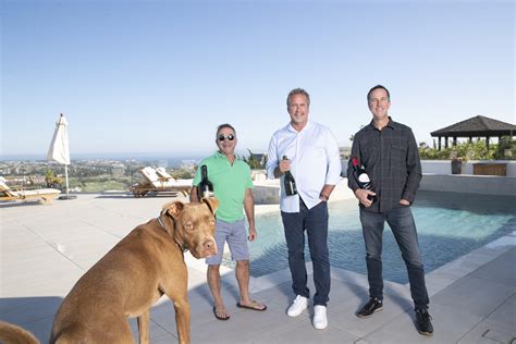 INSIDERS INSIGHTS - Blue Door Magazine