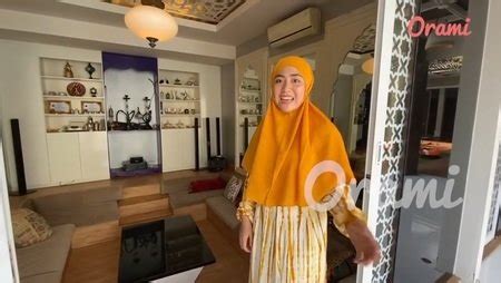 Bak Istana Ini 7 Potret Rumah Ustaz Solmed Yang Bergaya Timur Tengah