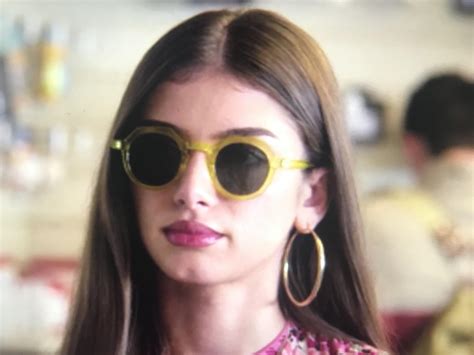 These Sunglasses From The Netflix Show Sex Education Season 2 Episode 7 Rfindfashion