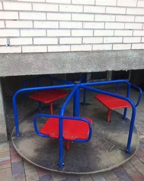 Design Fails Can Be Hilarious, But These 16 Prove That They Can Also Be ...