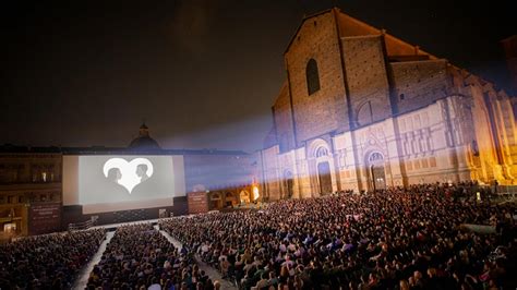 A Bologna Oltre Mila Spettatori Per Il Cinema In Piazza Maggiore