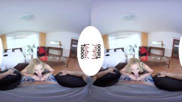 Jeans Clad Dude Enjoying Virtual Oral Sex Porn300