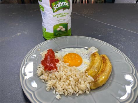 Arroz Con Plátano Frito Y Huevo Receta Fácil Y Rápida