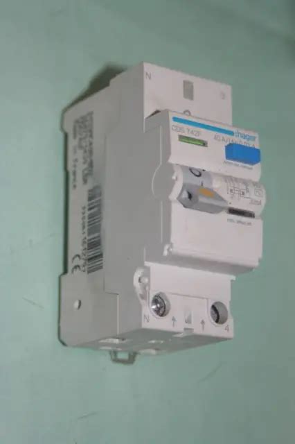 INTERRUPTEUR DIFFÉRENTIEL 2P40A 30 mA type AC auto bornes décalées