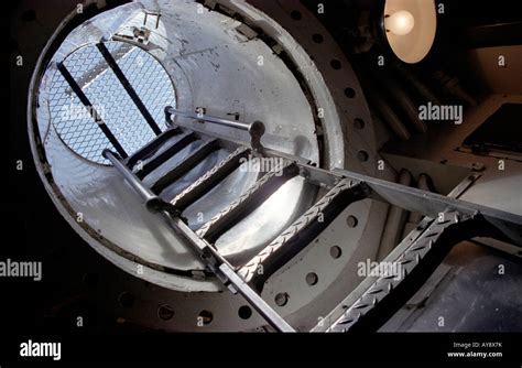 submarine hatch door