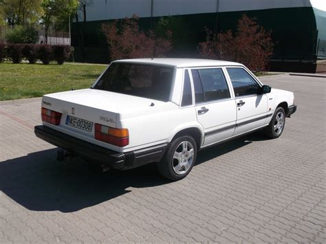 Sprzedam Volvo 740 z 1987 roku 2 3 benzyna w automacie Kętrzyn OLX pl