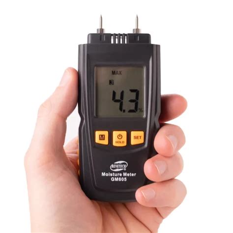 Moisture Meter Digital Lcd Portable Damp Detector Reader Wall Tester