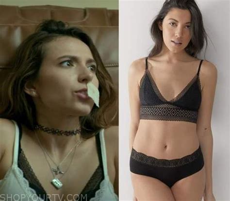 7 Hot Sexy Anjelica Bette Fellini Bikini Pics