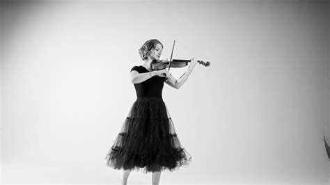 Violinist Hilary Hahn Begins Her Residency At The New York Philharmonic