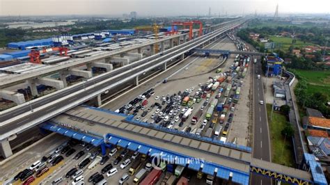 Hari Pertama Larangan Mudik 1 070 Kendaraan Diputar Balik Di GT Cikupa