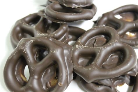 Dark Chocolate Covered Pretzels – 7oz – Callies Candy Kitchen