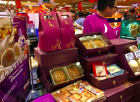 The Mid Autumn Moon Cake Festival 中秋节 Surrey Meets Singapore