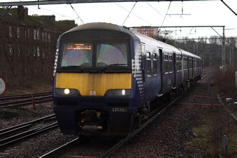 Scotrail 320302 A Scotrail Class 320 Arrives Into Dumbar Flickr