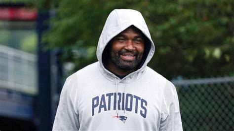 7 things to know about new Patriots head coach Jerod Mayo