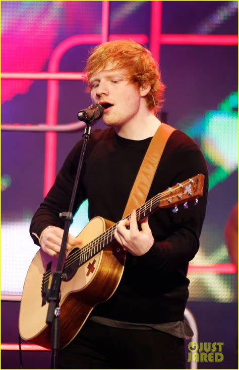 Ed Sheeran Performs Sing At The Muchmusic Video Awards 2014 Photo