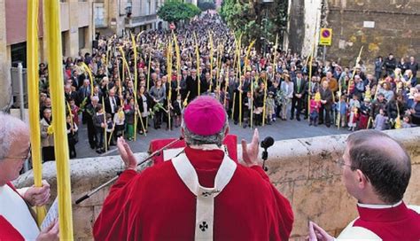 Setmana Santa De Tarragona La Ciutat De Tarragona Surt Al Carrer Per