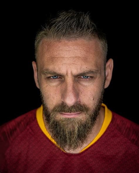 Daniele De Rossi Il Nuovo Allenatore Della Roma Ostiatv It