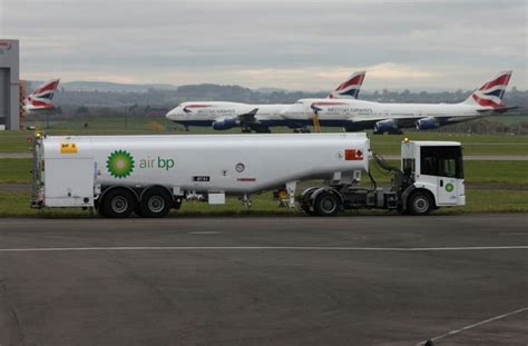 Air BP Jet A-1 fuel truck | Fuel truck, Jet fuel, Aviation fuel