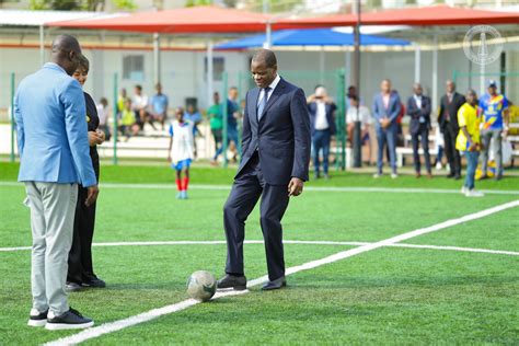 Academias Petro Lan Ada Academia De Futebol Do Petro De Luanda Ver