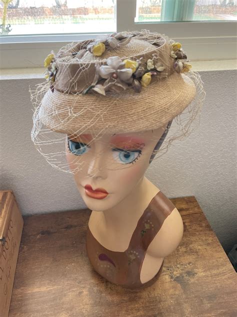 S Beige Straw Fascinator Hat With Mauve Ribbon An Gem