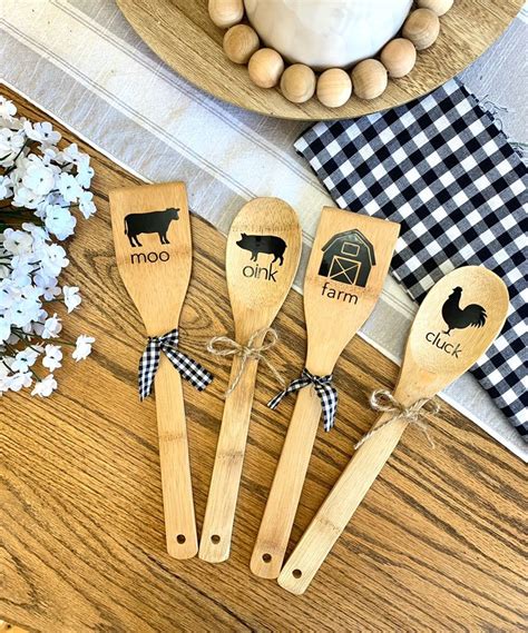 Farmhouse wooden spoon decor on Mercari | Wooden spoon crafts, Wooden spoon diy, Spoon crafts