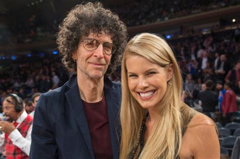 Who is Howard Stern Wife? His Marital Status and Children