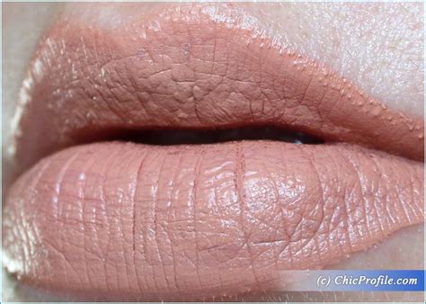 Huda Beauty Bikini Babe Liquid Matte Lipstick Swatch Beauty Trends And Latest Makeup